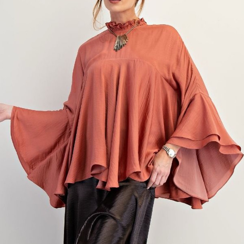 🎉 JUST ARRIVED 🎉 Mock Top